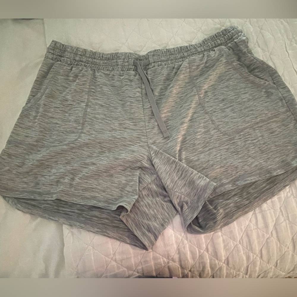 St. John's Bay Heather Gray Women's Athletic Shorts